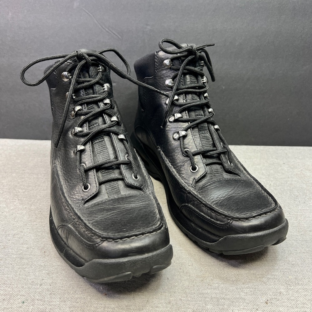 Cole Haan Nike Air Boots Mens 10M Black Leather Hiking Moc Toe C01617